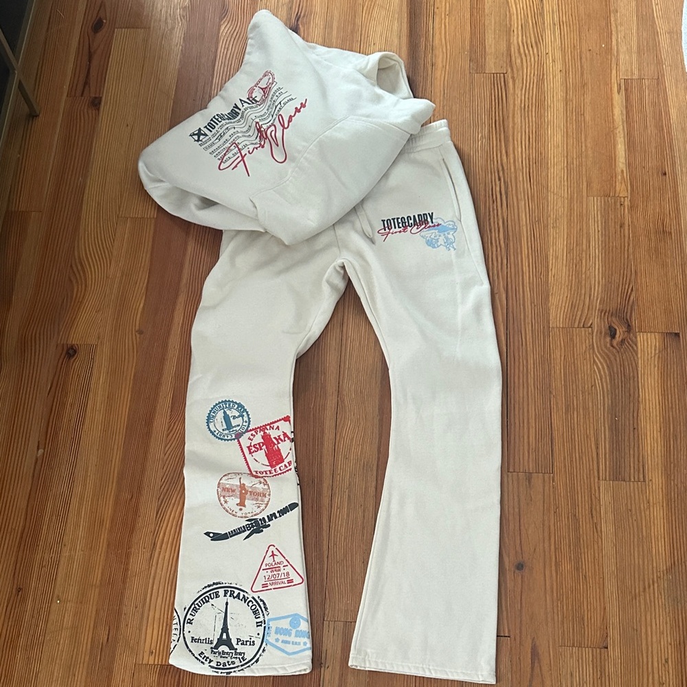 Beige Graphic Logo Sweatshirt and Pants Set